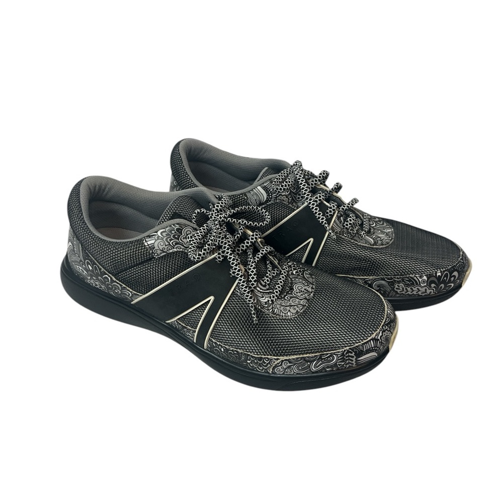 Algeria Women’s Traq Qarma Black/White Wild Child Black‎ Leather Sneakers sz 42